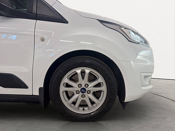 Ford Transit Connect 9 of 30
