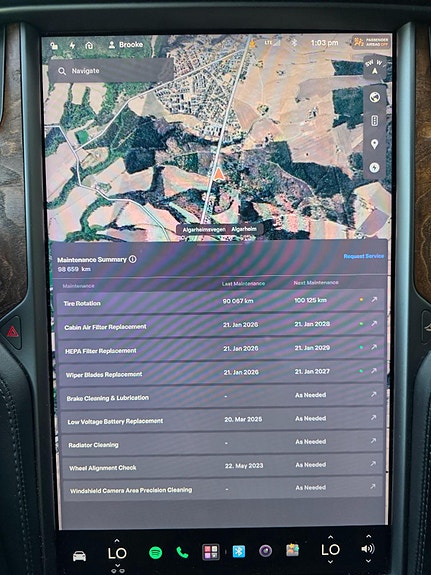 Tesla Model X 26 of 30