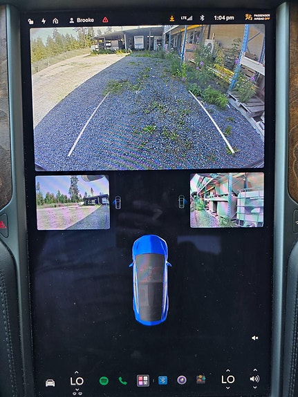 Tesla Model X 28 of 30