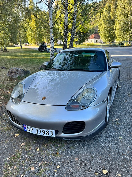 Porsche 911 Carrera 4 20 of 22