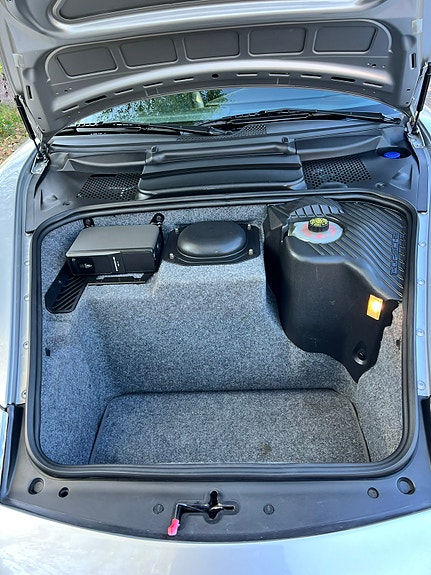 Porsche 911 Carrera 4 18 of 22