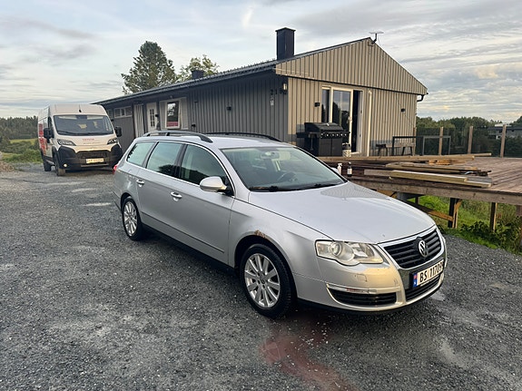 Volkswagen Passat 5 of 11