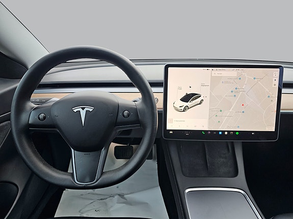 Tesla Model 3 13 of 22