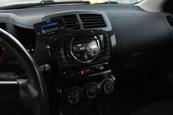 Toyota Urban Cruiser 13 of 14