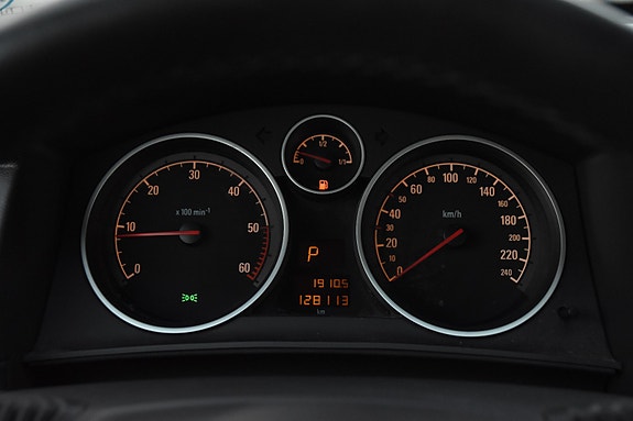 Opel Astra 12 of 14
