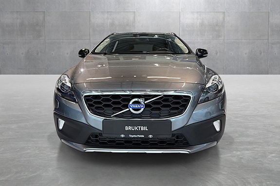 Volvo V40 Cross Country 26 of 26