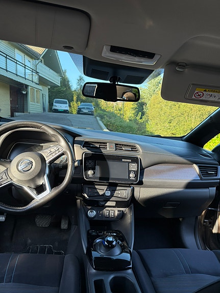 Nissan Leaf 13 of 21