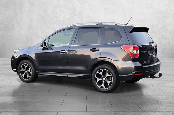 Subaru Forester 10 of 30