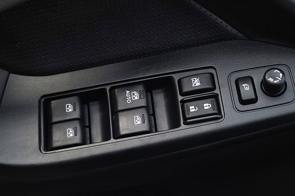 Subaru Forester 15 of 30