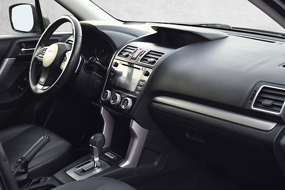 Subaru Forester 19 of 30