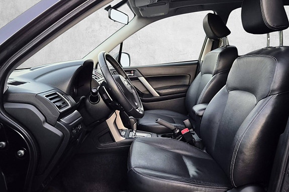Subaru Forester 18 of 30