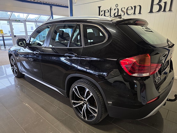 BMW X1 20 of 30