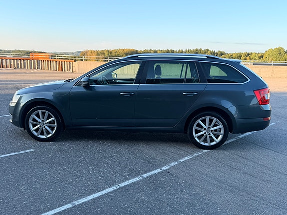 Skoda Octavia 7 of 28