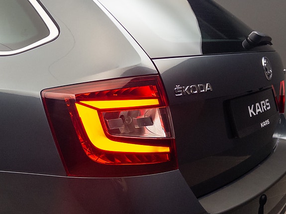 Skoda Octavia 14 of 30