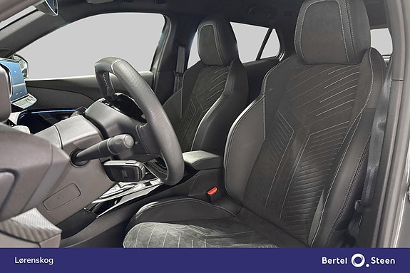 Peugeot e-2008 10 of 27