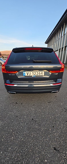 Volvo XC60 5 of 19