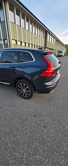 Volvo XC60 4 of 19