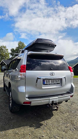 Toyota Land Cruiser 3 of 25