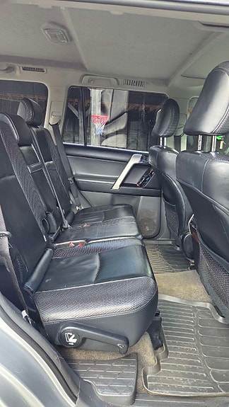 Toyota Land Cruiser 19 of 25