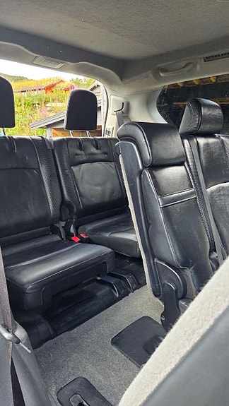Toyota Land Cruiser 16 of 25
