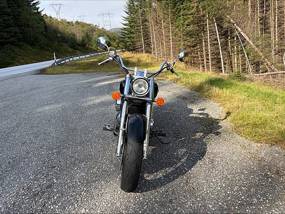 Honda VT 750 C Shadow Aero 3 of 5