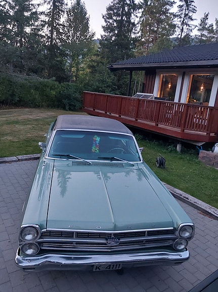 Ford Fairlane 19 of 26