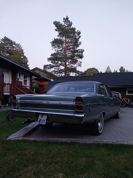 Ford Fairlane 26 of 26