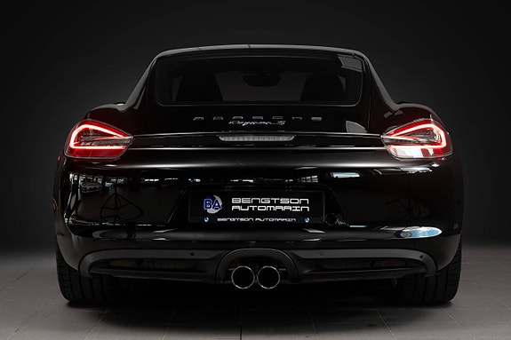 Porsche Cayman S 6 of 30