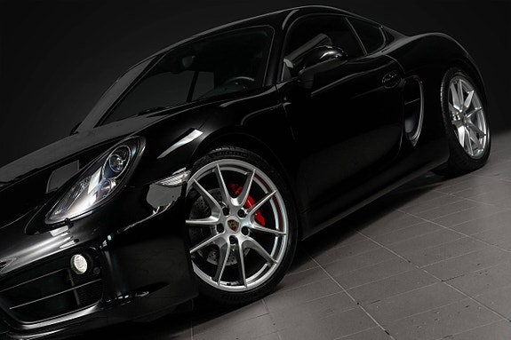 Porsche Cayman S 3 of 30