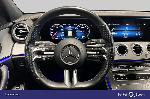 Mercedes-Benz E300 de 14 of 29