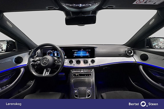 Mercedes-Benz E300 de 13 of 29