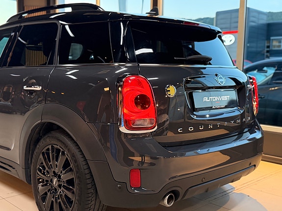 MINI Countryman Cooper SE 8 of 30
