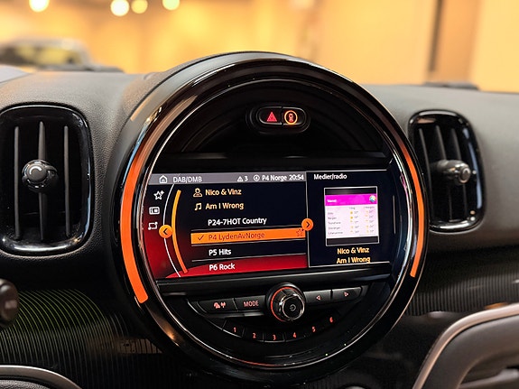 MINI Countryman Cooper SE 23 of 30