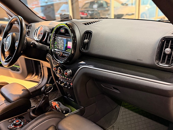 MINI Countryman Cooper SE 14 of 30