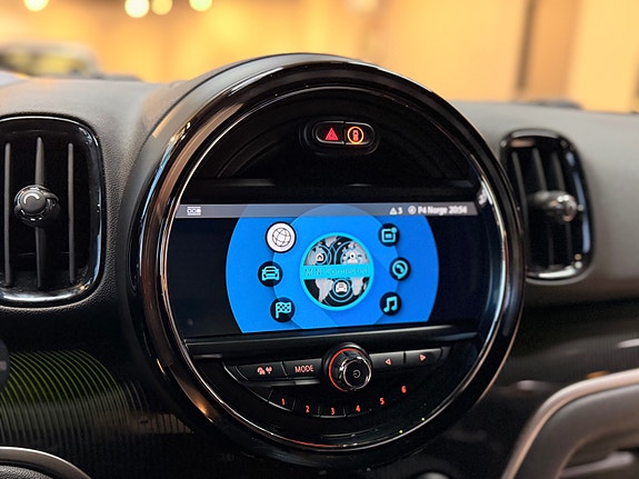 MINI Countryman Cooper SE 24 of 30