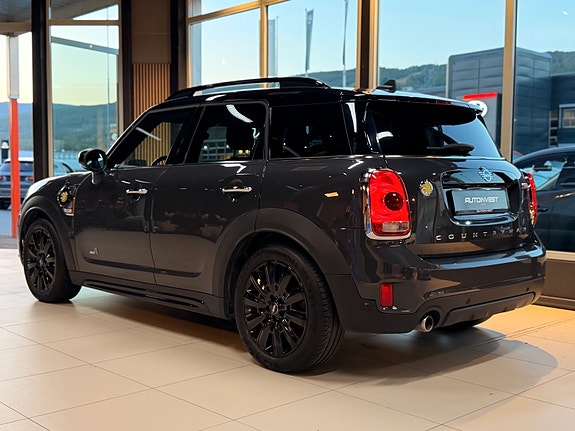 MINI Countryman Cooper SE 7 of 30