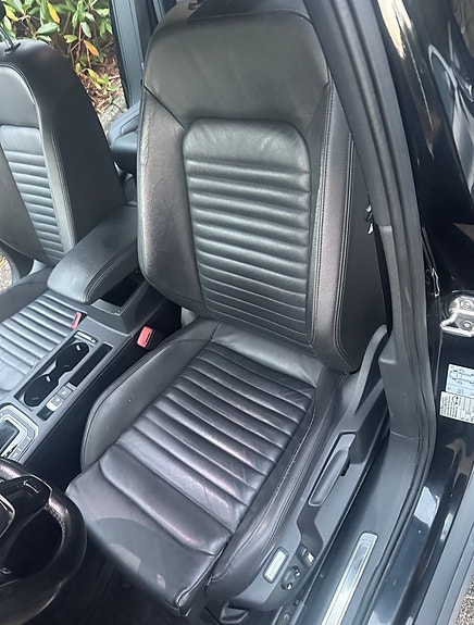 Volkswagen Passat Alltrack 11 of 14