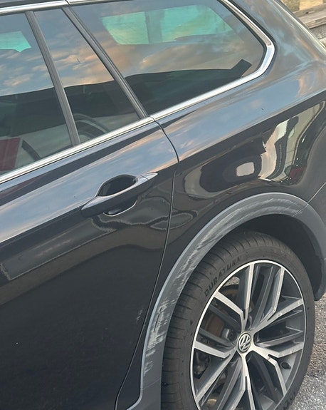 Volkswagen Passat Alltrack 13 of 14