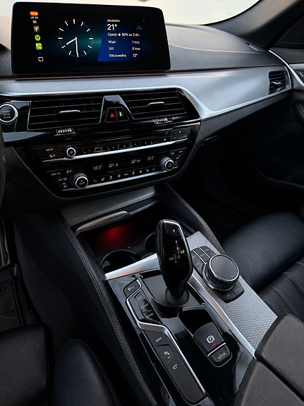 BMW 530e 10 of 30