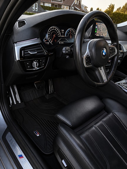 BMW 530e 14 of 30