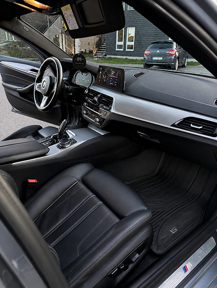BMW 530e 20 of 30