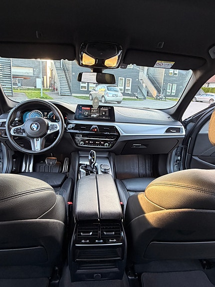 BMW 530e 8 of 30