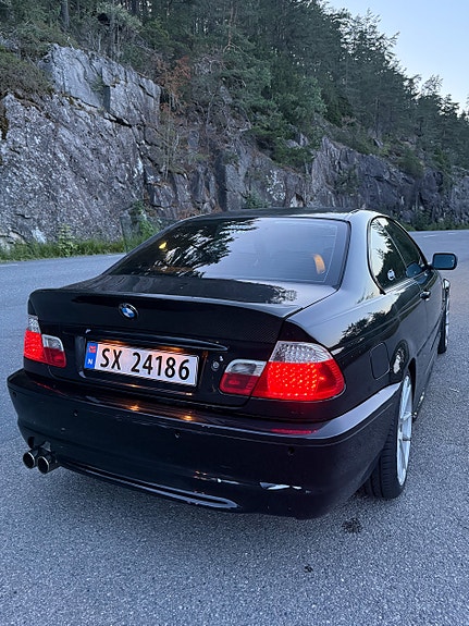 BMW 330Ci 21 of 23