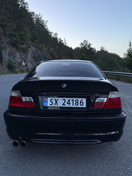 BMW 330Ci 8 of 23