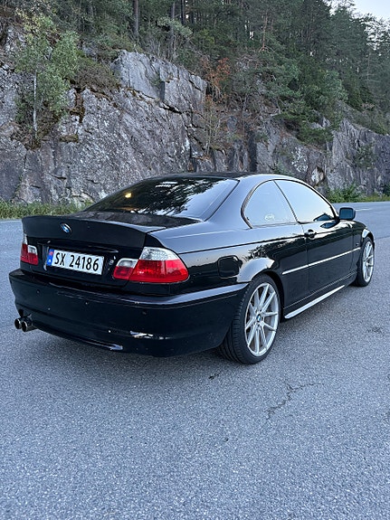 BMW 330Ci 10 of 23