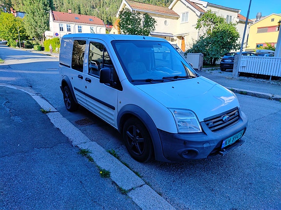 Ford Transit Connect 12 of 15