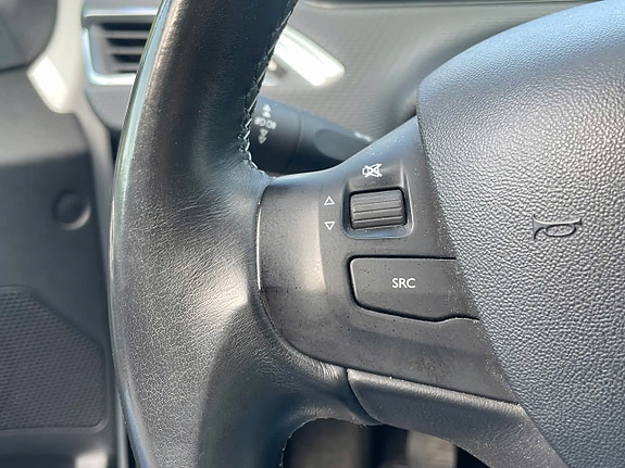 Peugeot 2008 22 of 25