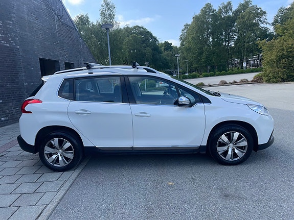 Peugeot 2008 4 of 25