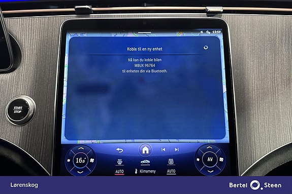 Mercedes-Benz EQE43 23 of 30