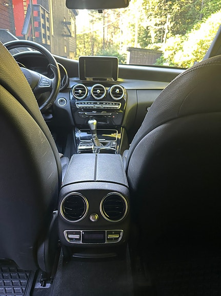 Mercedes-Benz C160 13 of 23